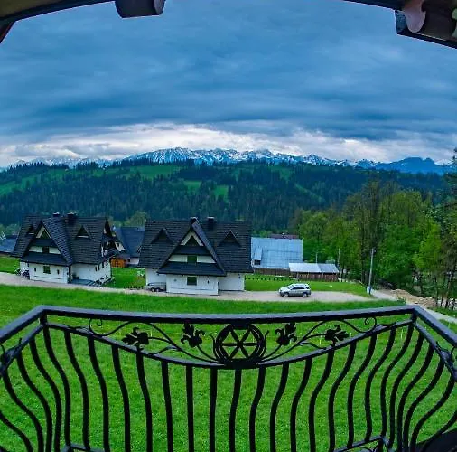 U Nasyj Kasi Poronin