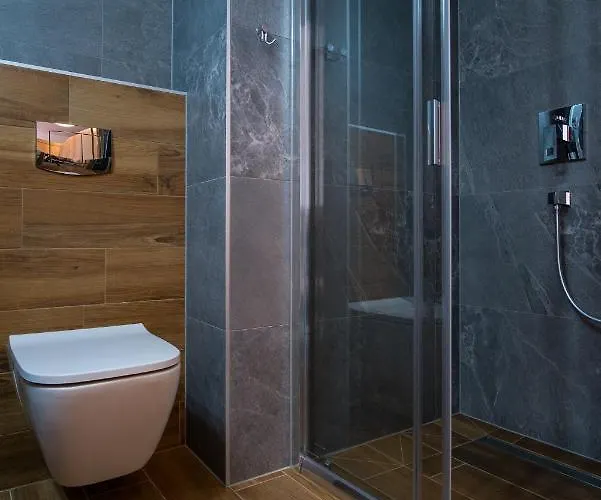 U Nasyj Kasi Farma Poronin